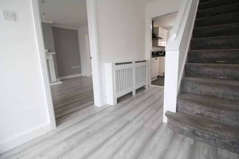 3 Bedroom Semi Detached House for Sale Bedworth Warwickshire