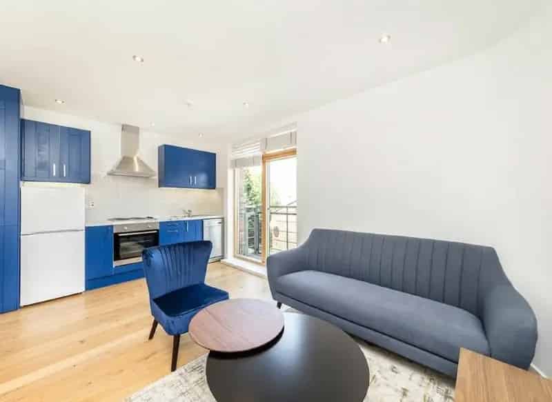 2 Bedroom Flat Clapham Brixton Modern Open Plan