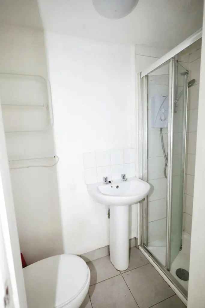 1 Bedroom Flat Bournemouth - Bills Included