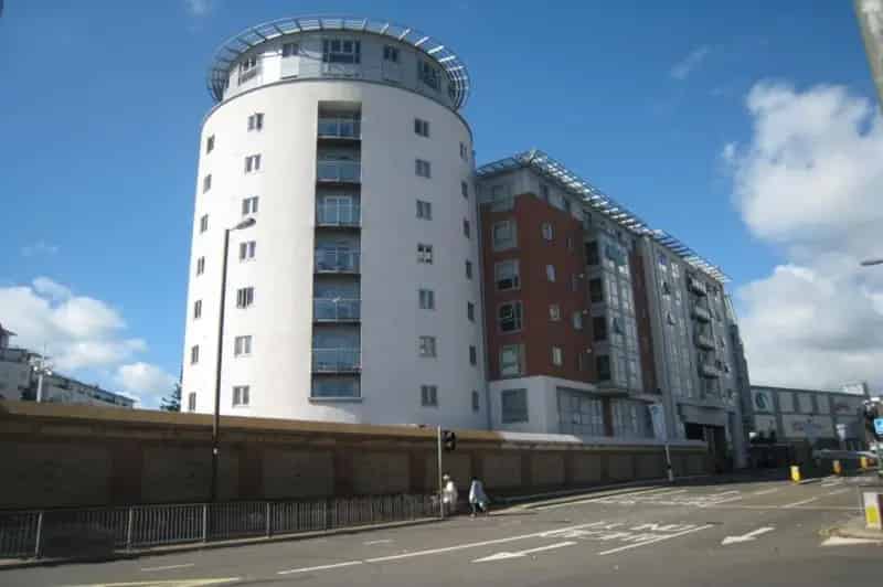 2 Bedroom Flat to Rent Portsmouth PO1 Gunwharf Quays Near University
