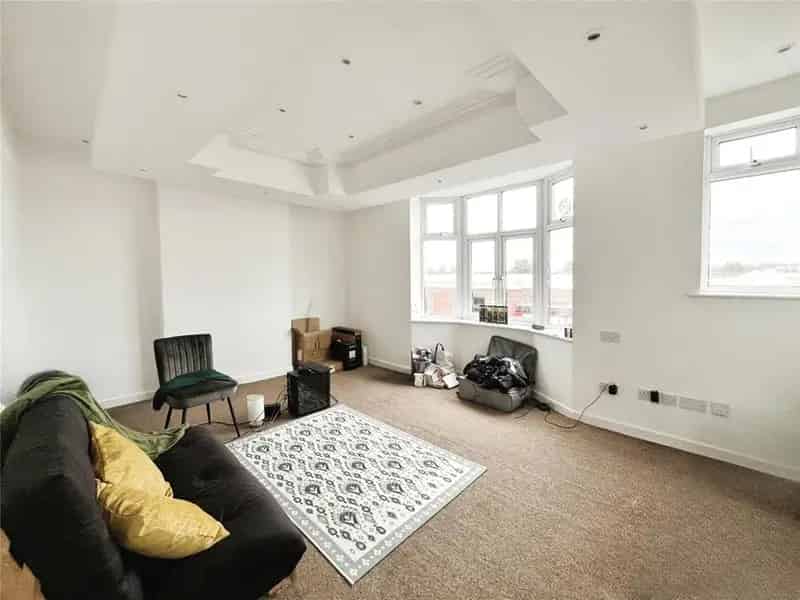 1 Bedroom Flat for Sale London SE6