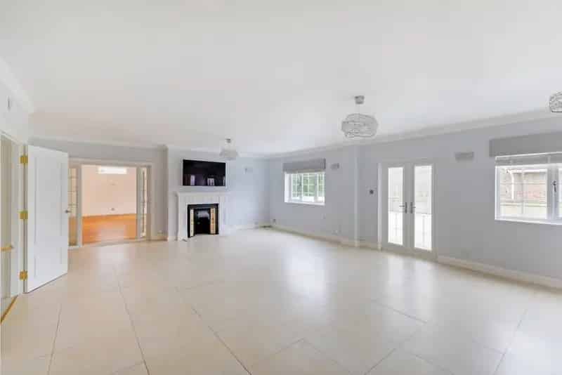 6 Bedroom Detached House to Rent in Hove