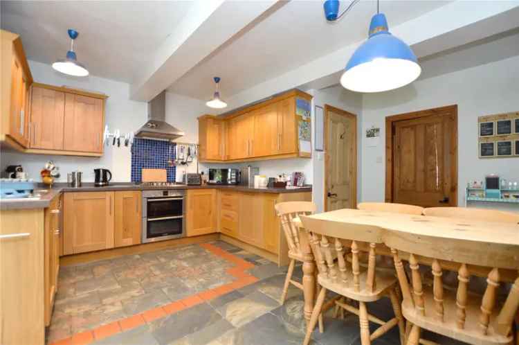 Three Bedroom Stone Cottage in Woodhall Hills Hamlet