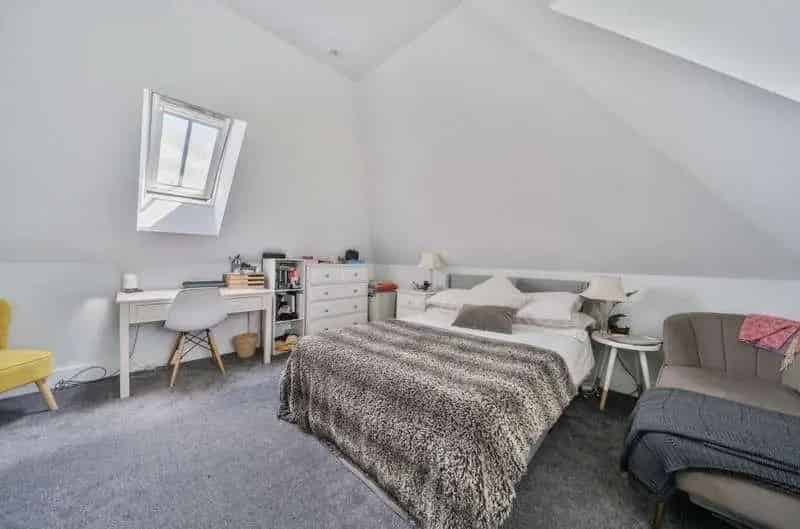 3 Bed Semi-Detached House For Sale