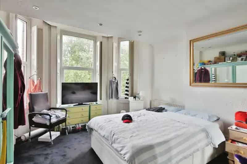 8 Bedroom Flat for Sale near Bournemouth Town Centre