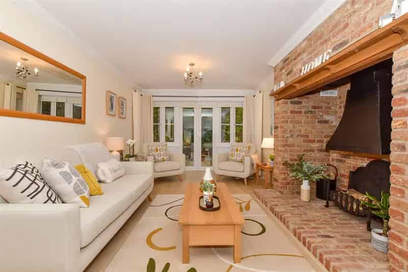 4 Bedroom Detached House for Sale Kings Hill