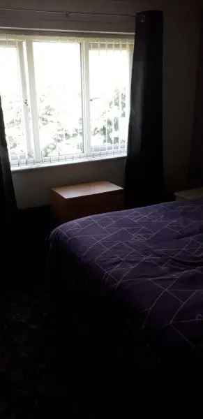 Flat For Rent in Coventry, England