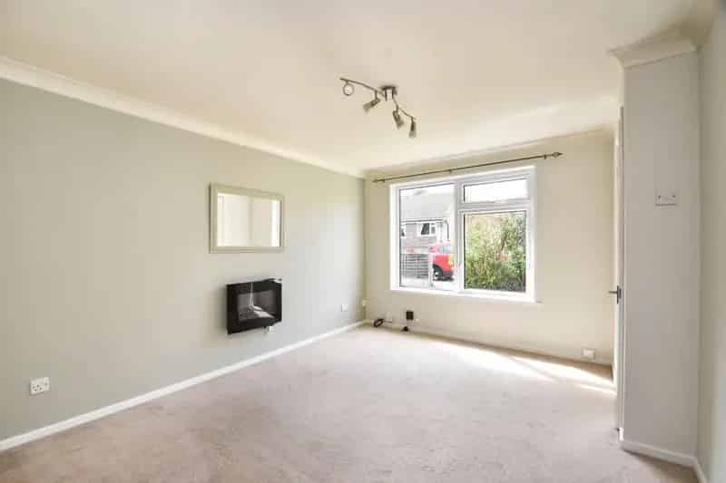 2 Bedroom House for Sale in Harrogate - No Onward Chain