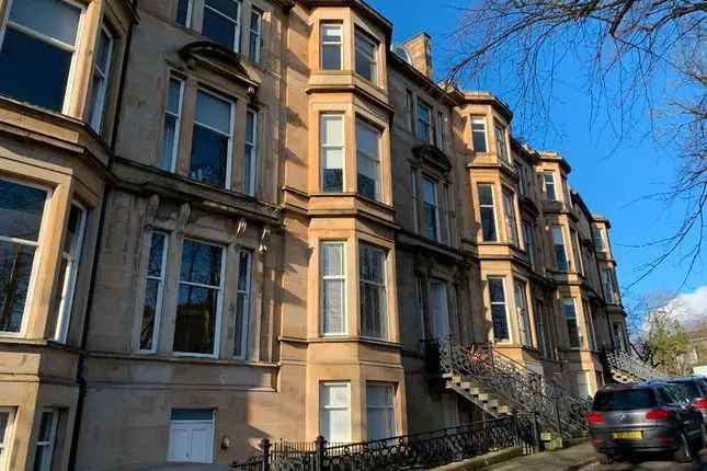 Flat to rent in Bowmont Gardens, Dowanhill, Glasgow G12