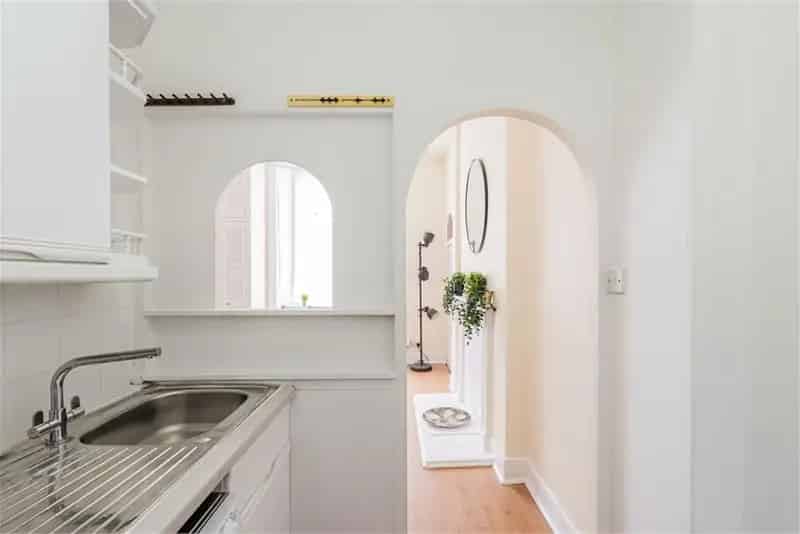 1 Bed Flat Ground Floor with 1 Reception Room