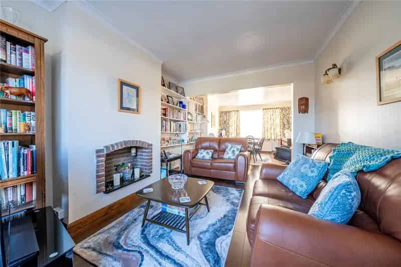 Three Bedroom House with Large Garden and Outbuildings