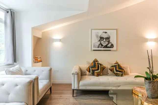 Flat to rent in Rutland Gate, Knightsbridge, London SW7