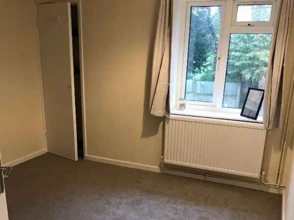 Flat For Rent in Folkestone and Hythe District, England