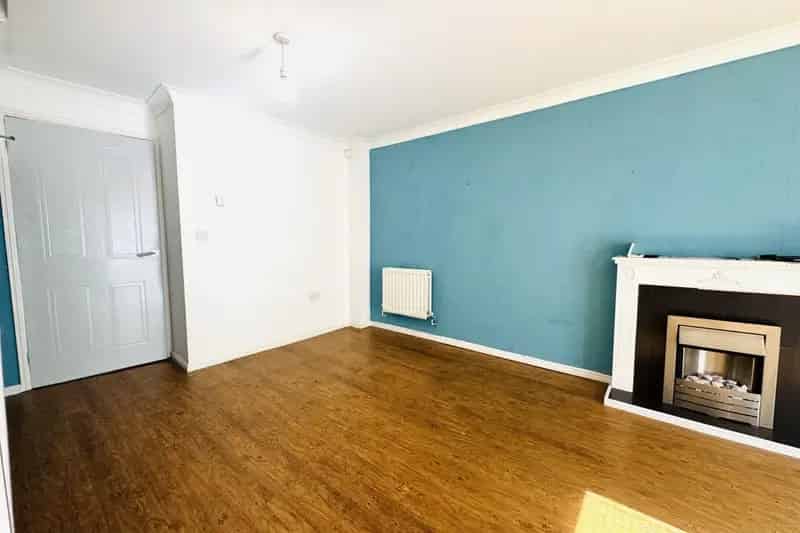 2 Bed Semi-Detached House Kettering Leisure Village