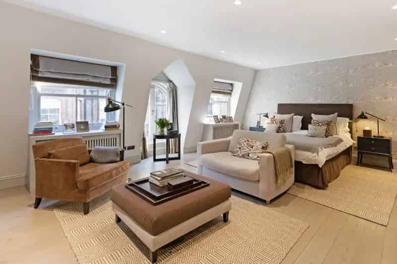 4 5 Bedroom Mews House for Sale in Chelsea