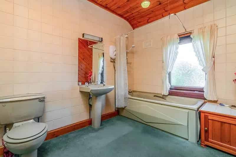 2 Bedroom Semi Detached House Sheffield S5