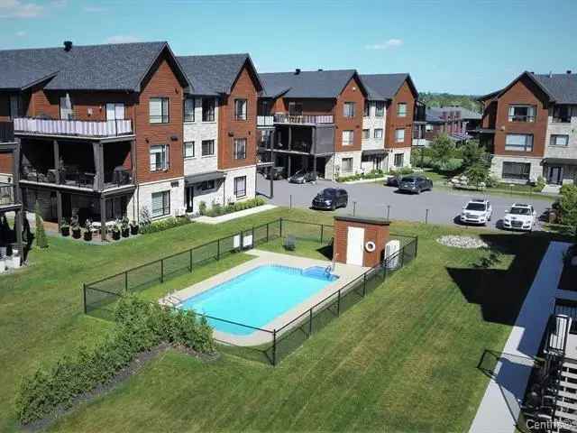 Luxurious Condo for Sale in Magog