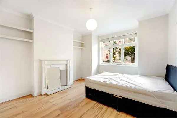 Two Bedroom Flat Fulham London