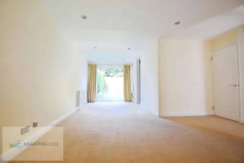 3 bedroom House
 To Rent