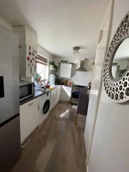 One Bed Bungalow Near Amenities