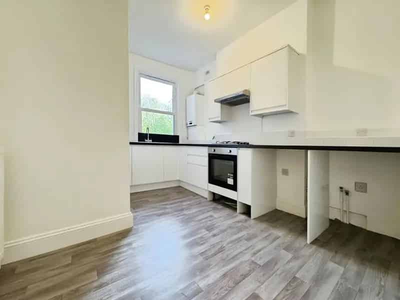 1 bedroom  Flat to rent, London, SE24