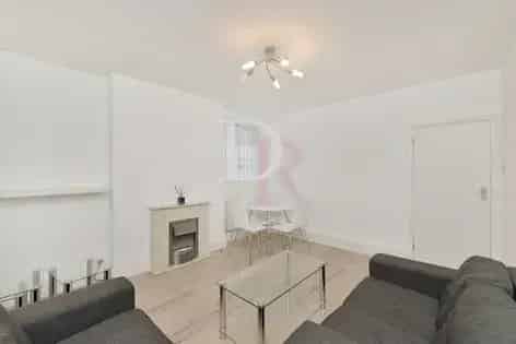 2 rooms flat of 71 m² in London