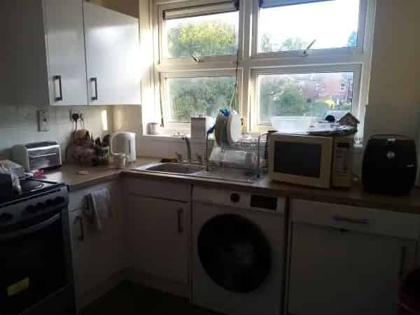 New Kitchen Fitted Family Home Near Shops and Schools