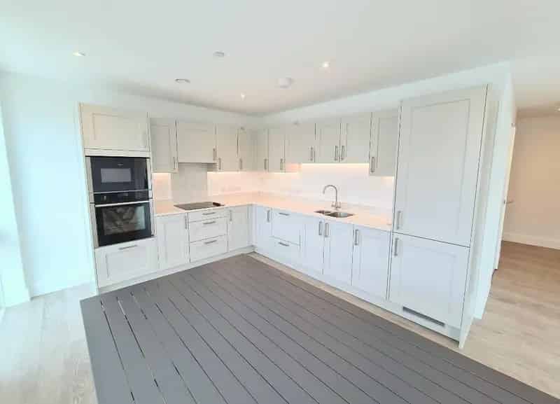 2 Bedroom Retirement Property Riverside Over 60s