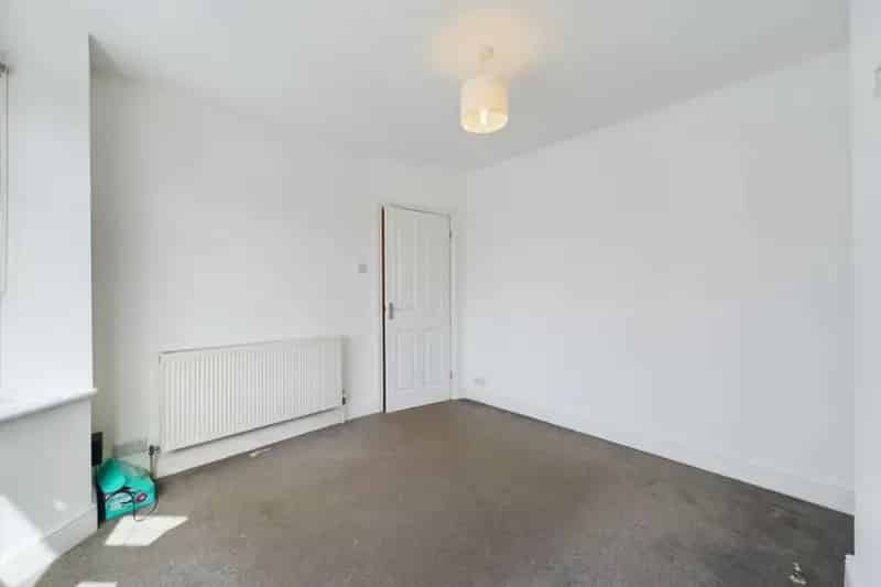 3 bedroom House
 To Let