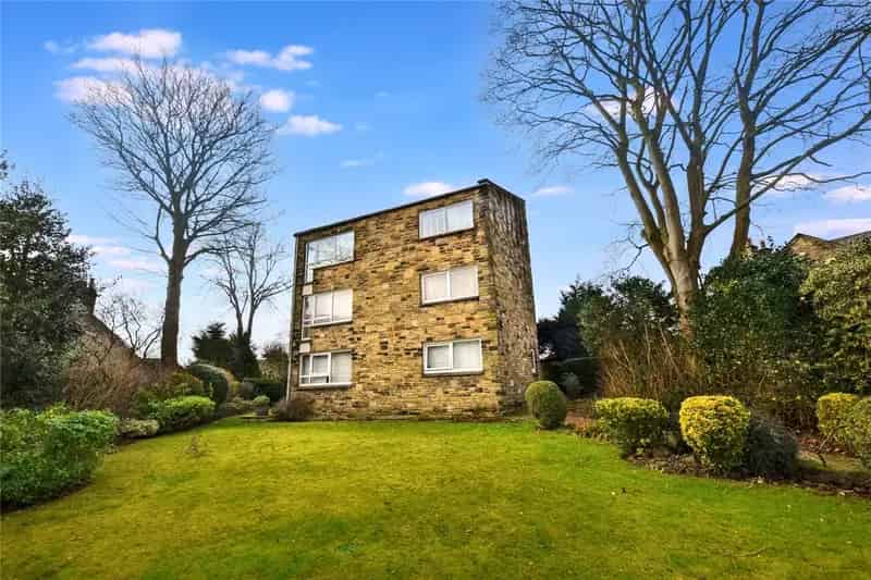 Flat For Sale , Leeds, England