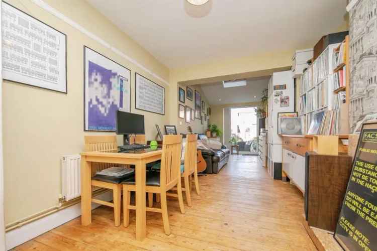 Family Home with Open Plan Dining Room and Garden Cabin