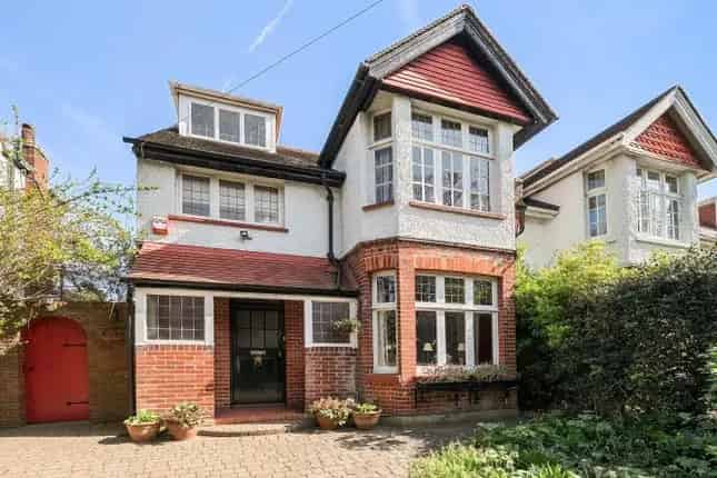 Four Bedroom Victorian House for Sale in Wimbledon