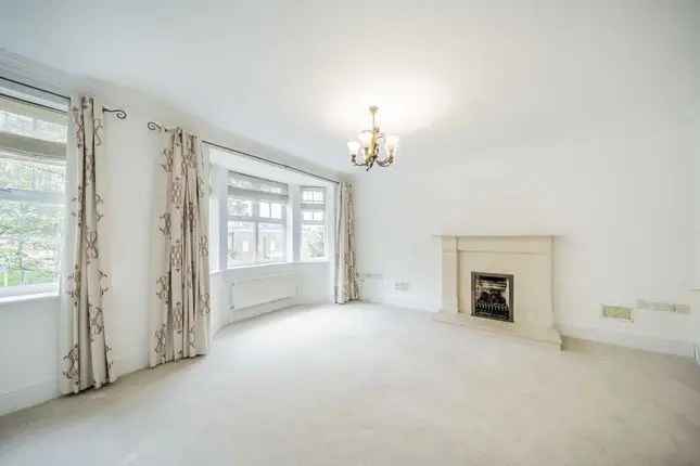 5 Bedroom Semi-Detached House Richmond TW10