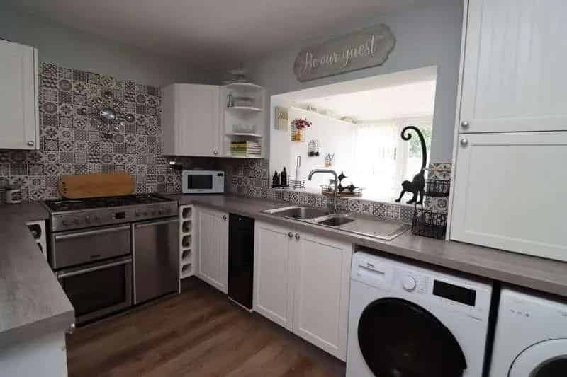 3 Bed End Terrace House For Sale