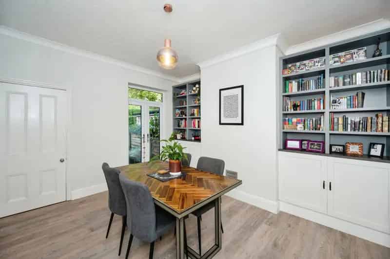 Beautiful Victorian Mid Terrace House in Sought After Area