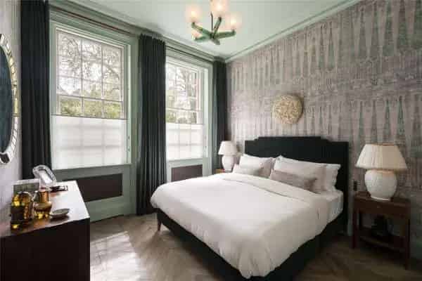 Mayfair Apartment for Sale: Elegant Period Features and Modern Luxury