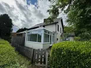 3 Bedroom Semi-Detached House with Sea Views