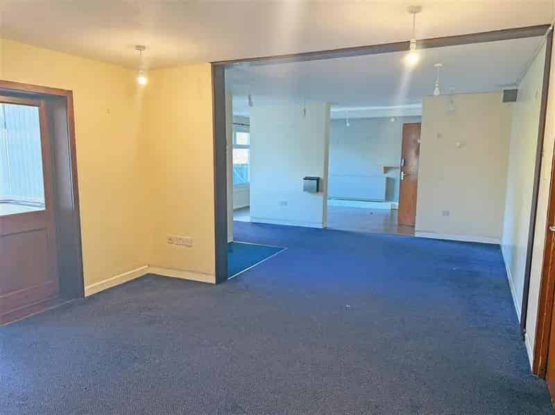 5-Property Freehold Terrace Requiring Refurbishment