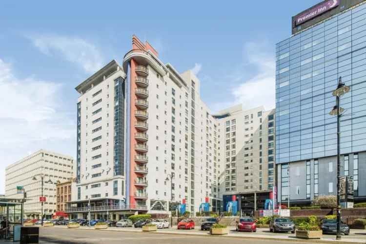 1 Bedroom Flat Landmark Place Sixth Floor Modern Executive Apartment