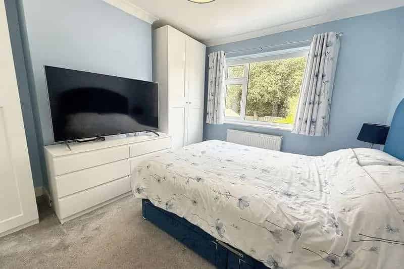 3 bed house for sale