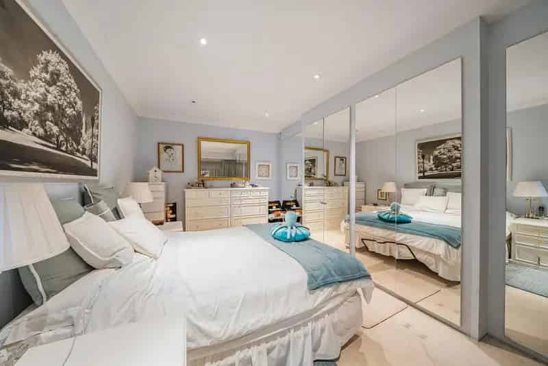 5 Bedroom Semi-Detached Home with Gym and Parking