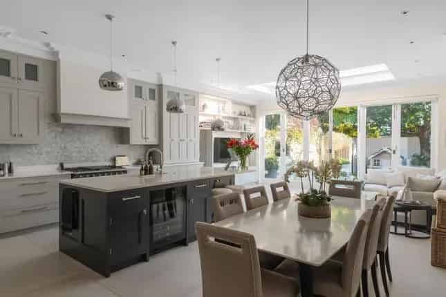 Luxury 5000 sq ft Family Home for Sale in Wandsworth