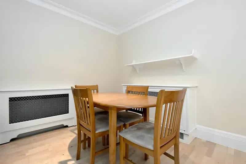 Flat For Rent , Holbein Place, City of Westminster, England