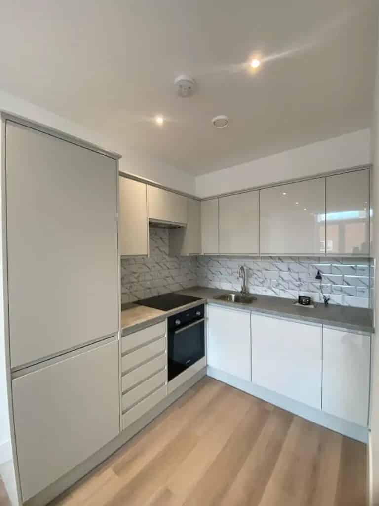 1 Bedroom Flat Boscombe Modern Integrated Appliances