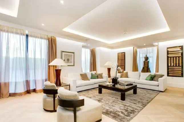 Flat for sale in St Edmund's Terrace, St John's Wood, London NW8