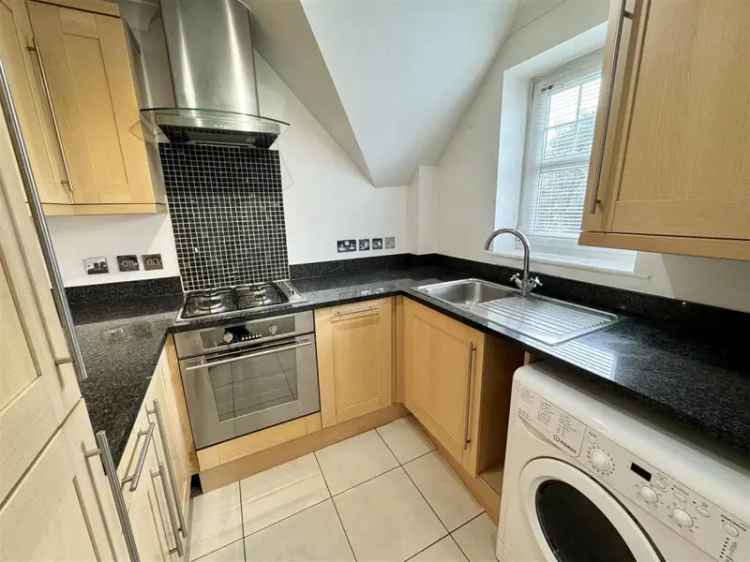 2 Bedroom Apartment Dean Park Bournemouth Gated Parking Balcony
