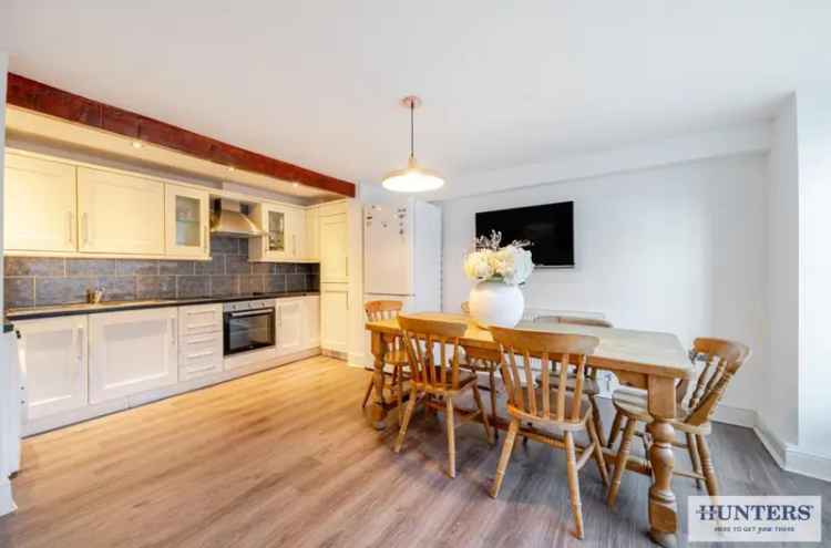 2 Bedroom House For Sale in Cliffe, Selby