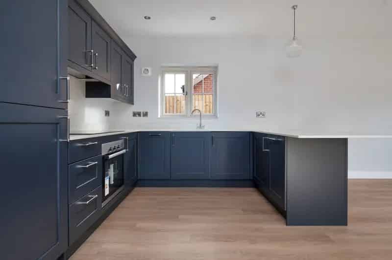 2 Bedroom Detached Bungalow For Sale Weston