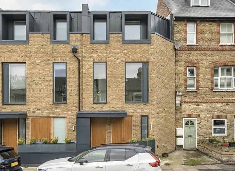 Spacious 4-Bed Modern Home in East Dulwich