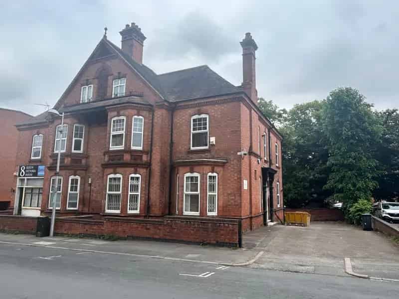 Coventry City Centre Office Building For Lease
